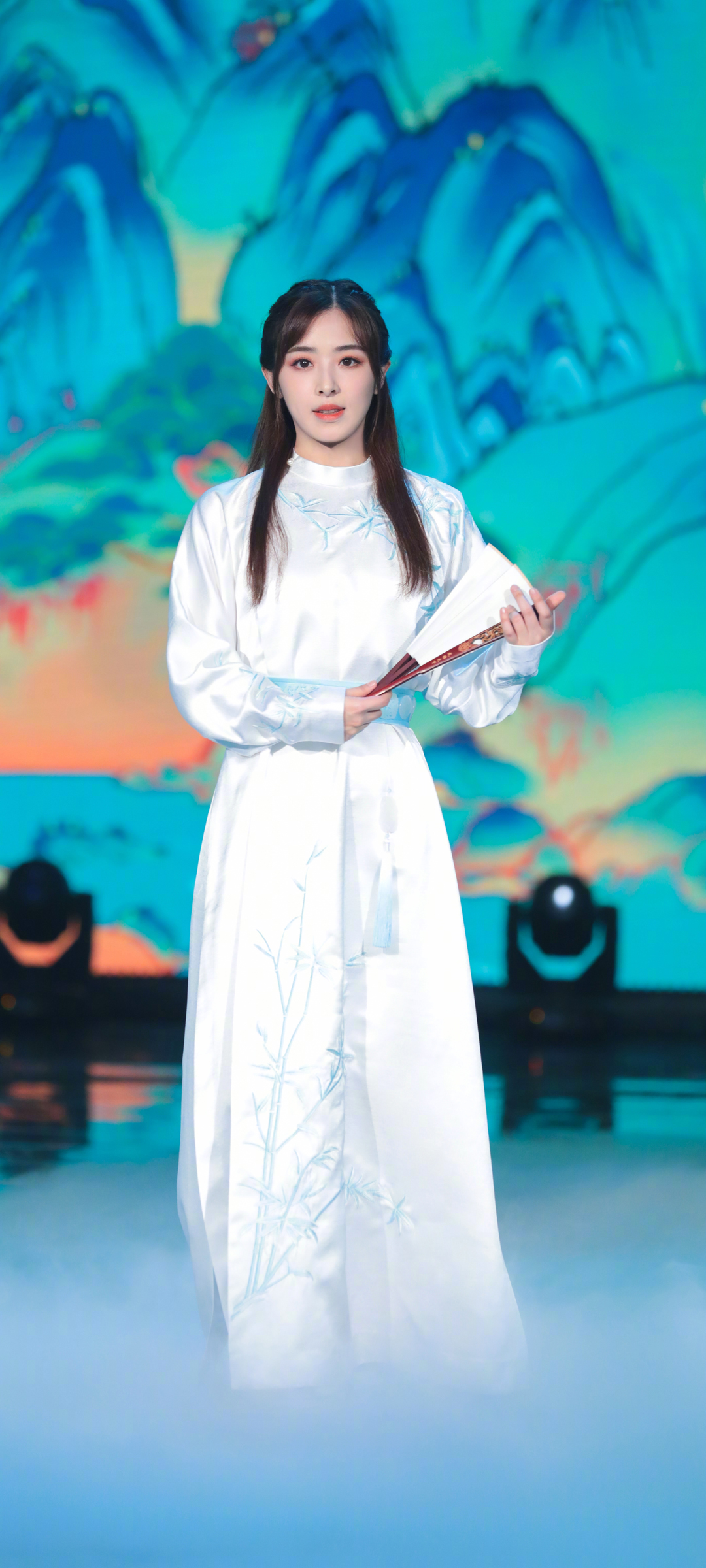 张含韵 中国风美女高清手机壁纸