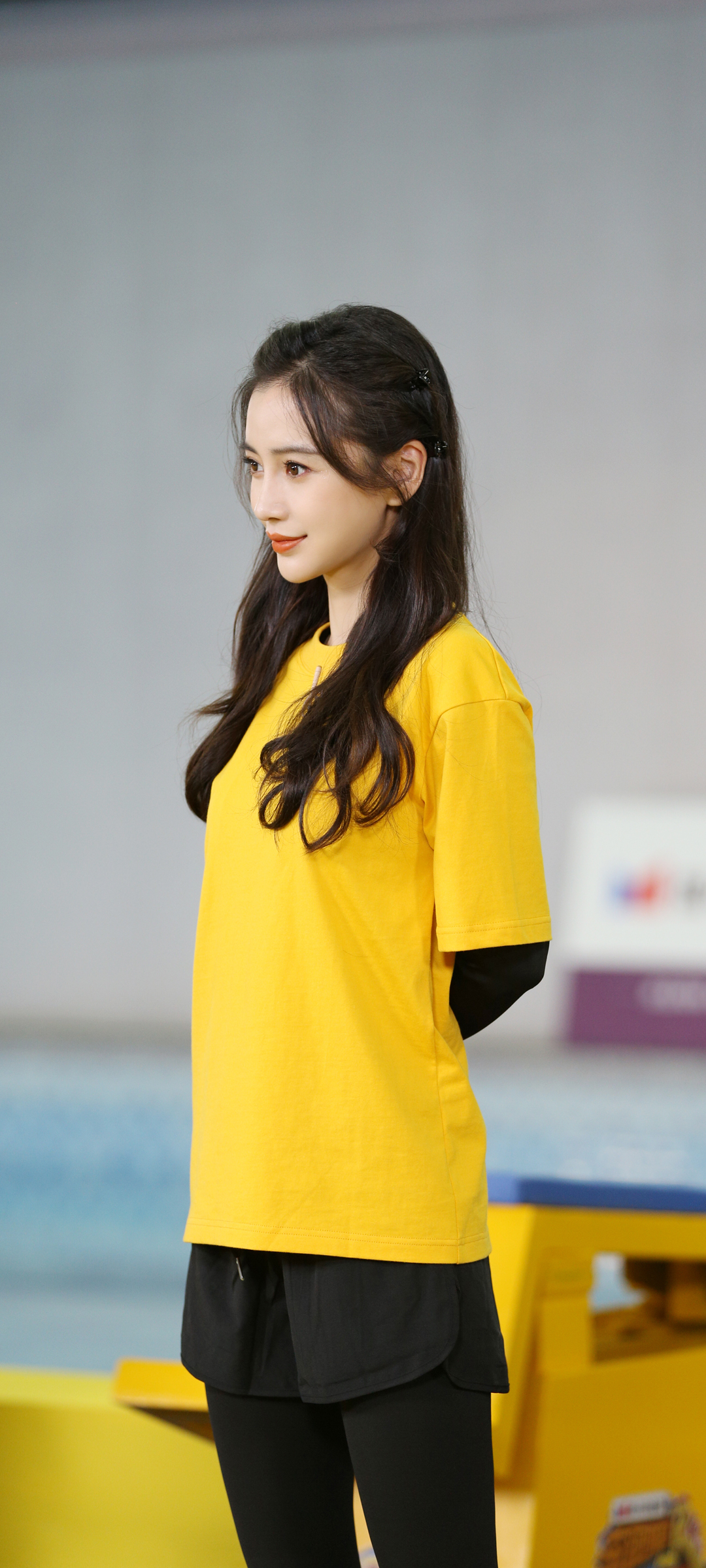 杨颖 侧颜 美女高清手机壁纸