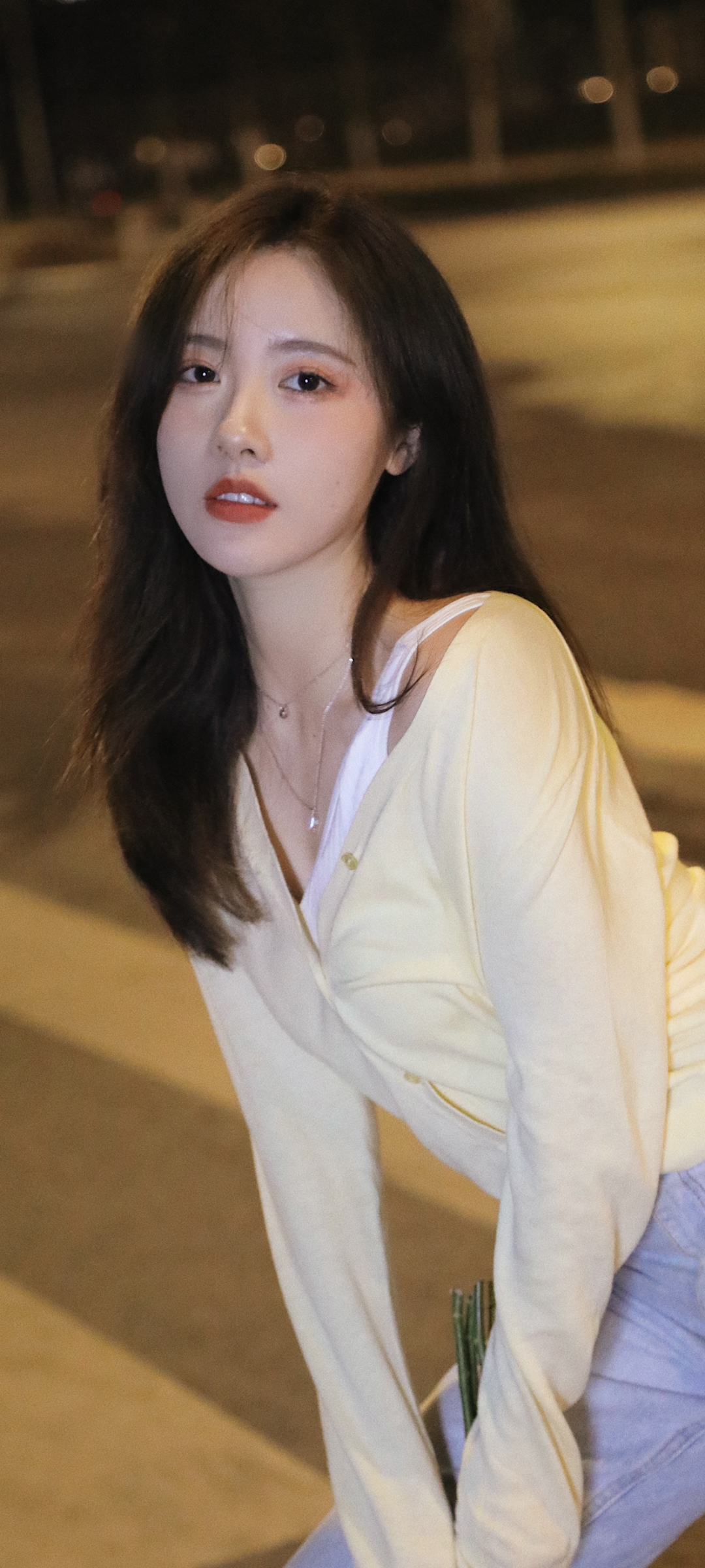 夜拍好看美女精选高清手机壁纸