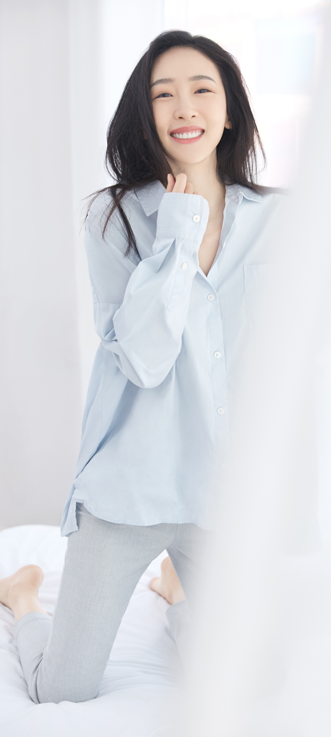 居家美女许萧晗全屏高清手机壁纸