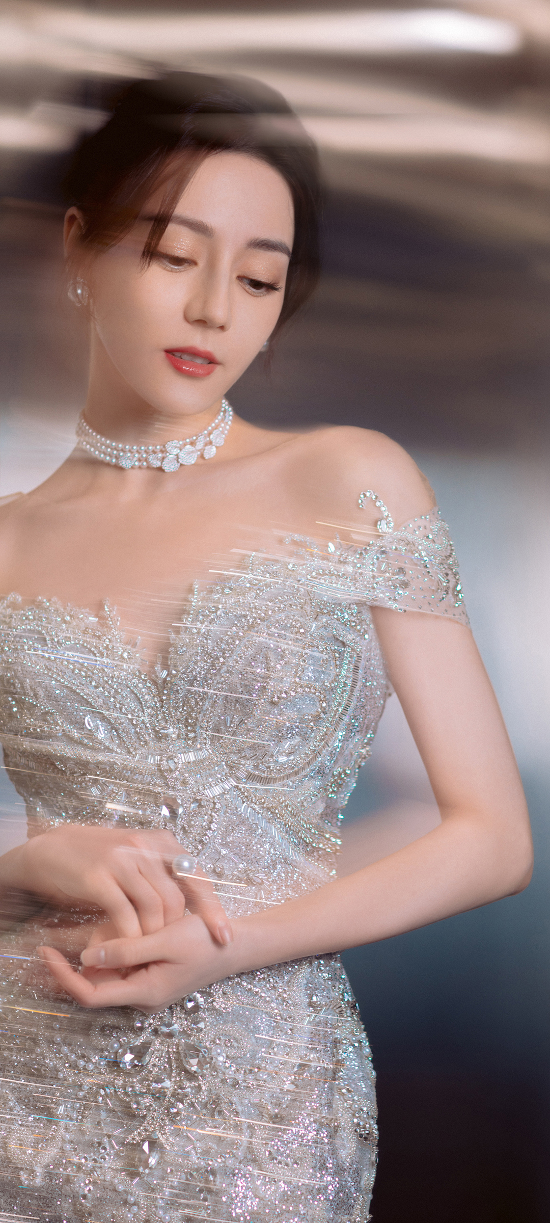 迪丽热巴 珍珠裙 美女高清手机壁纸