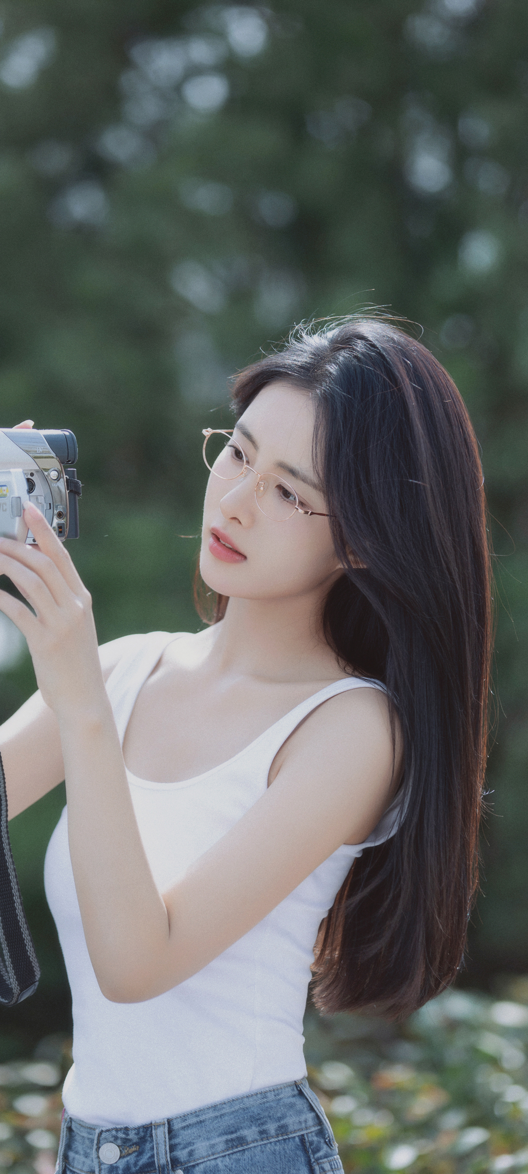 长发清纯美女林晚儿高清手机壁纸