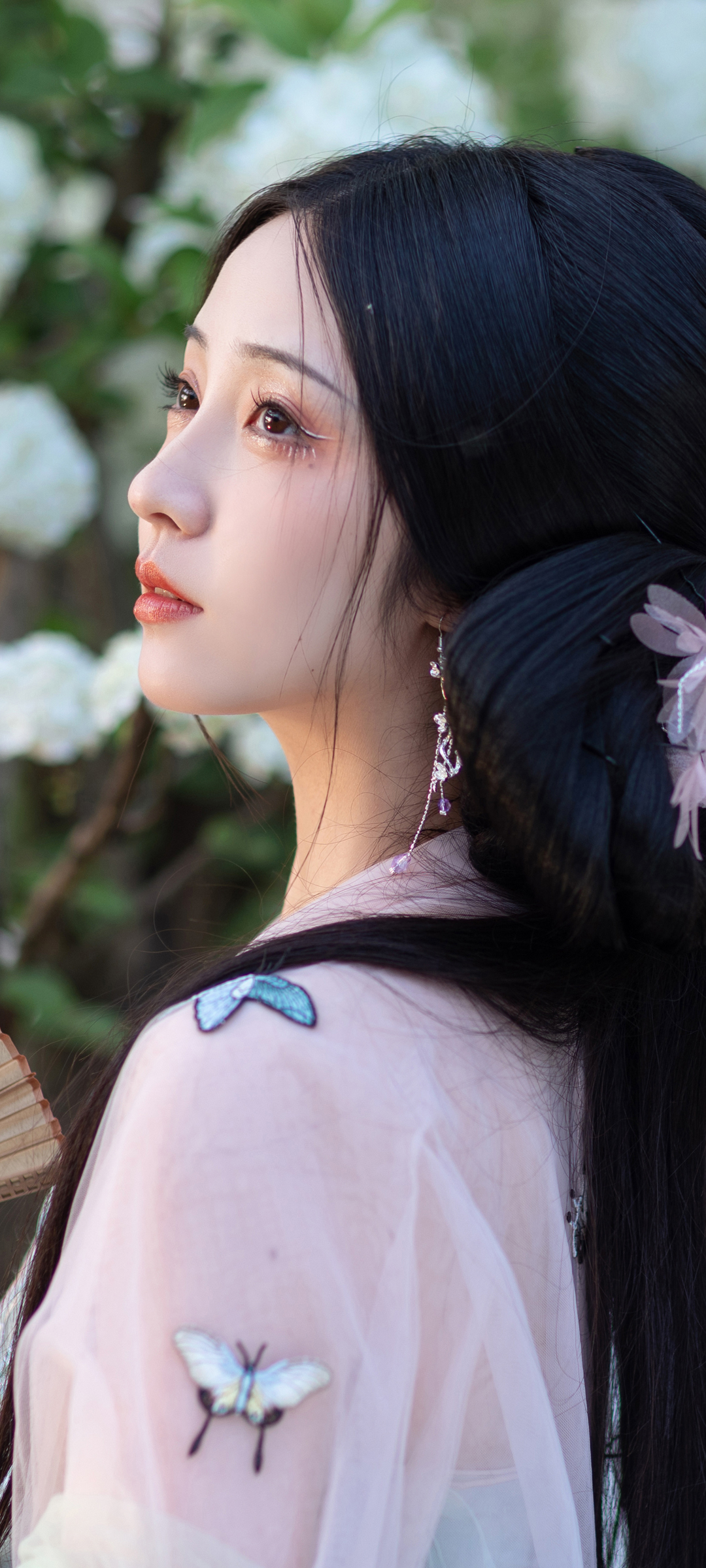 好看古装美女侧脸高清手机壁纸