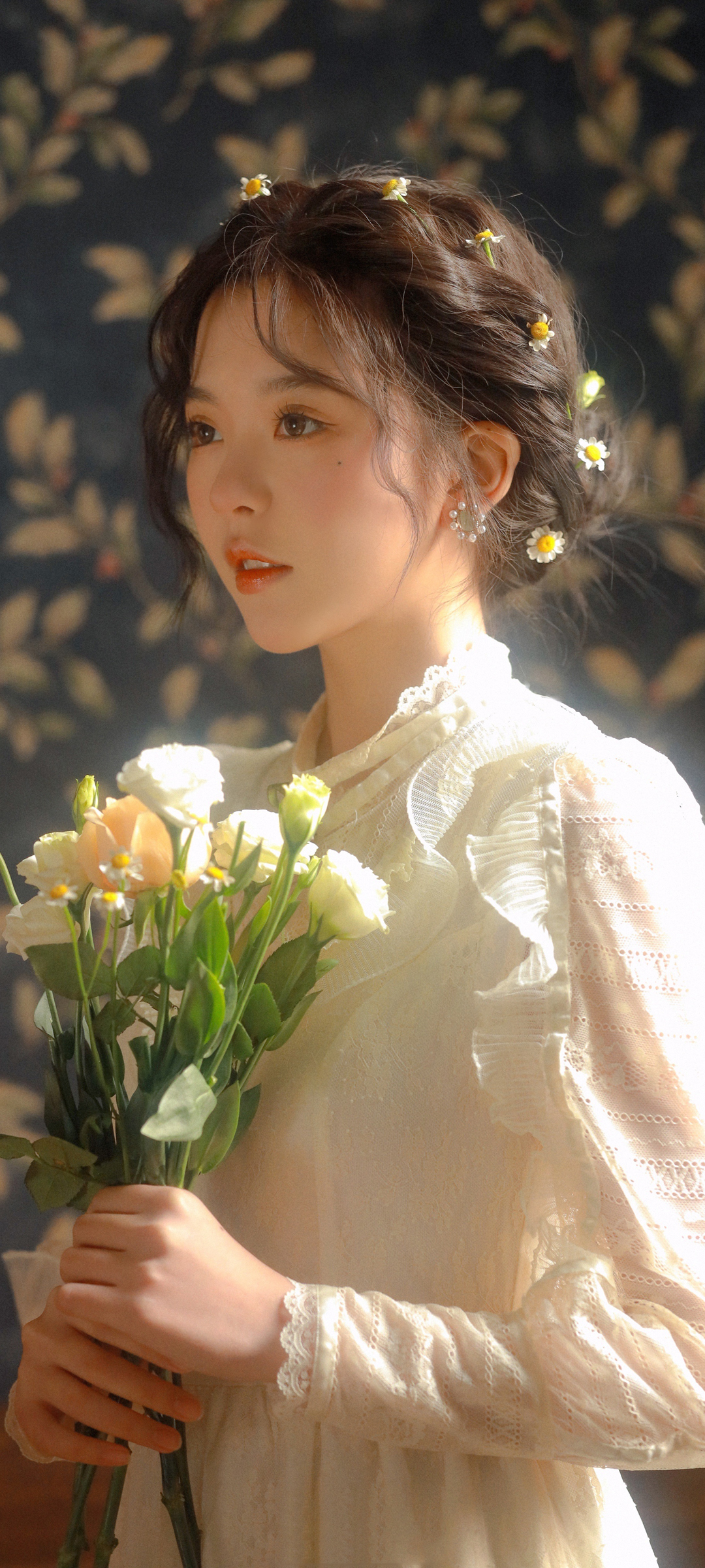 彭十六 鲜花 养眼美女高清手机壁纸