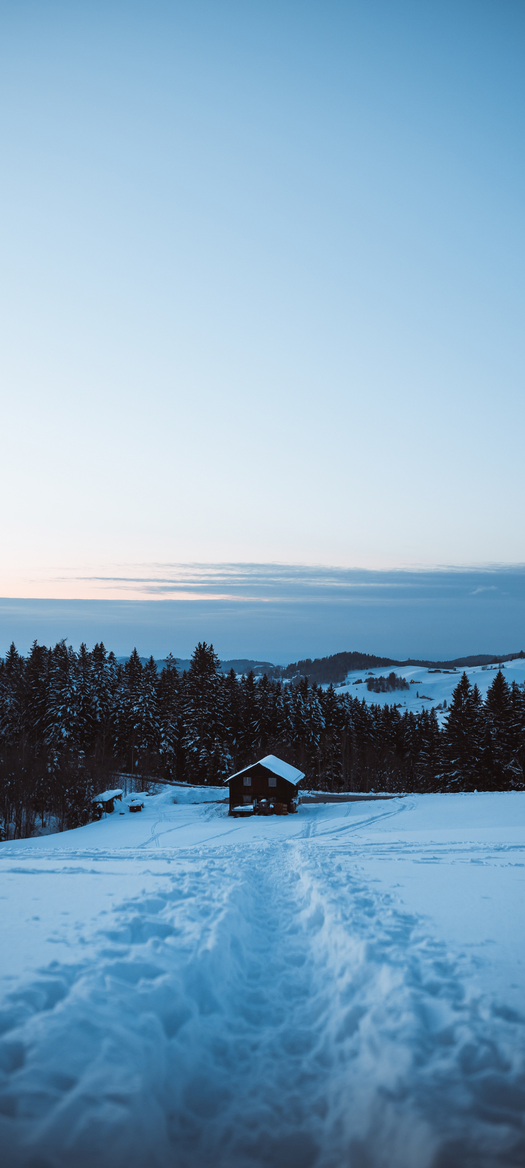 冬季风景大雪树林木屋高清手机壁纸