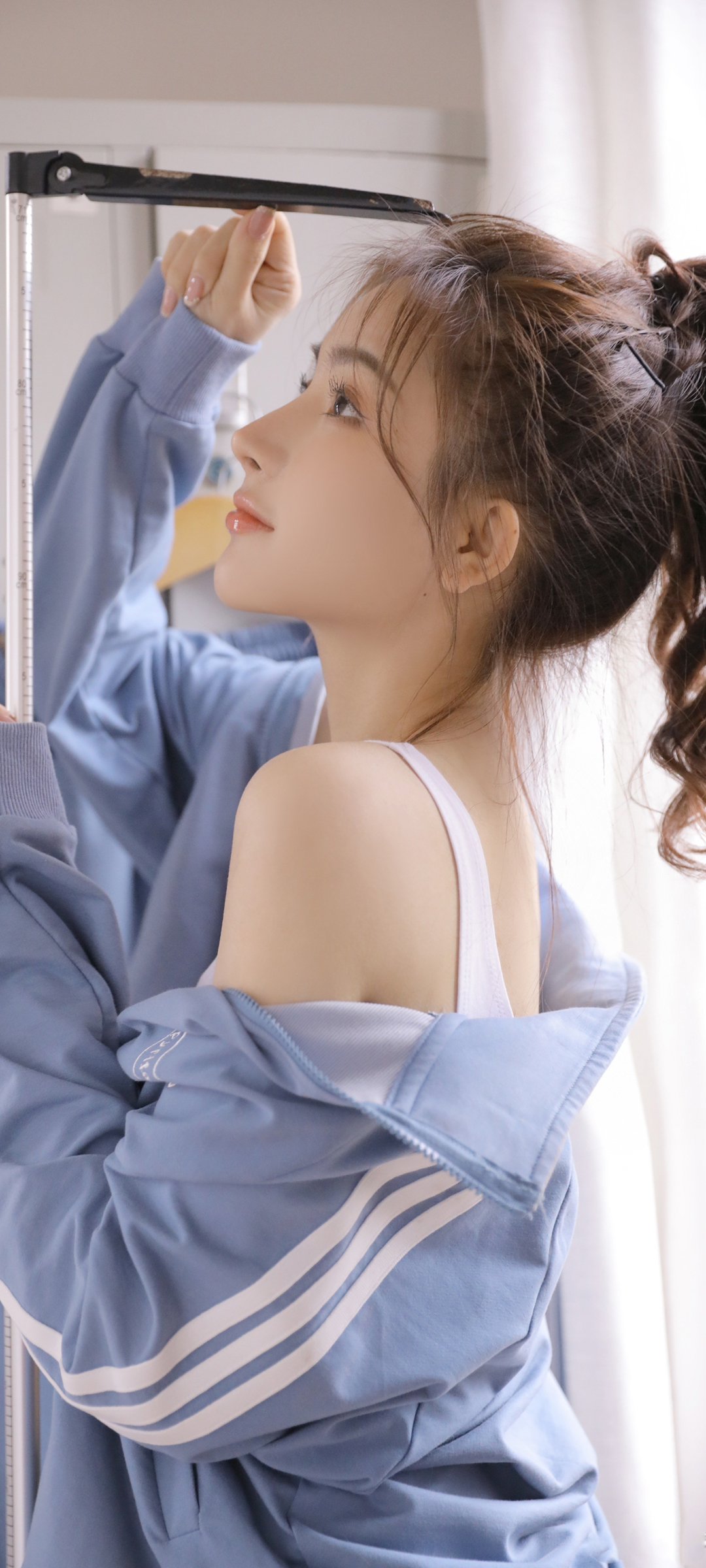 美女量身高 江亦祺高清手机壁纸