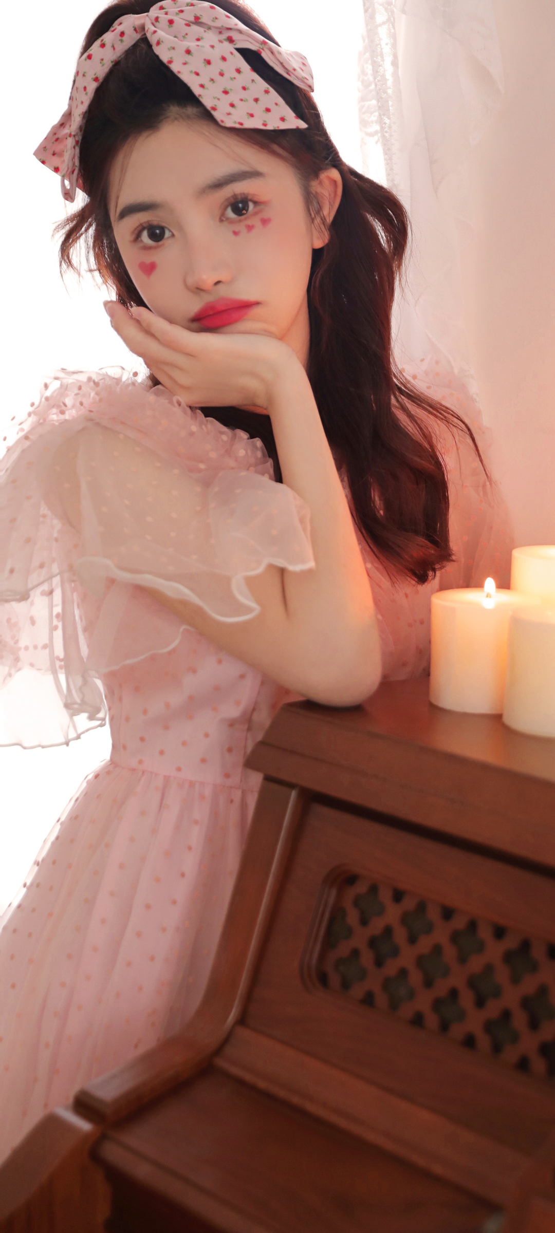 江亦祺 粉色公主裙可爱美女高清手机壁纸