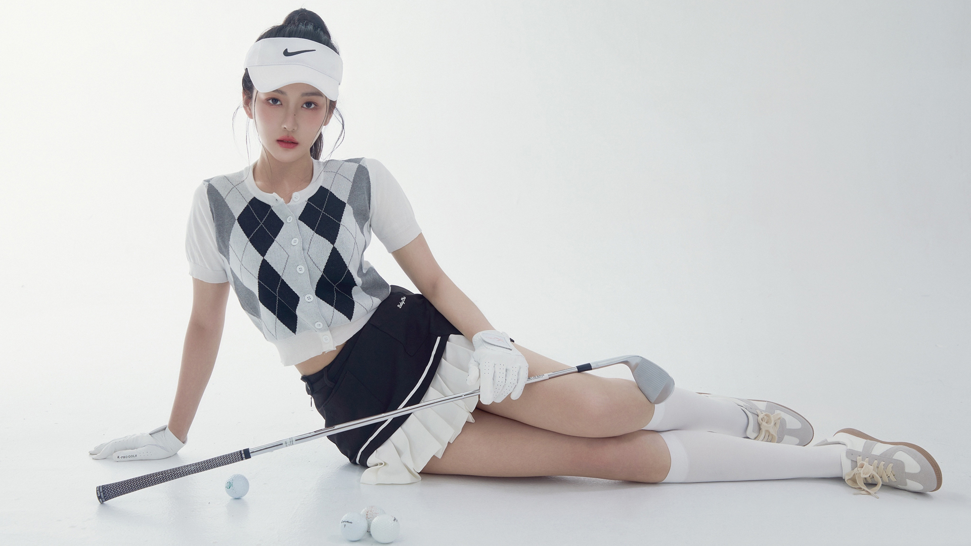 高尔夫美女曹婉瑾高清壁纸