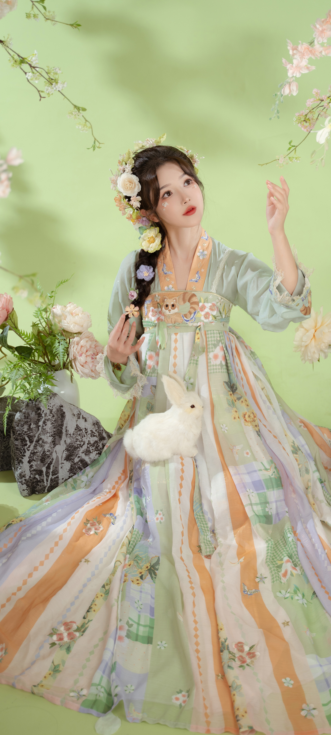 绿色 小清新 可爱 汉服美女高清手机壁纸