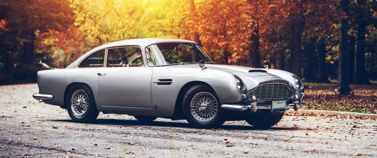 astonmartindb5带鱼屏高清壁纸