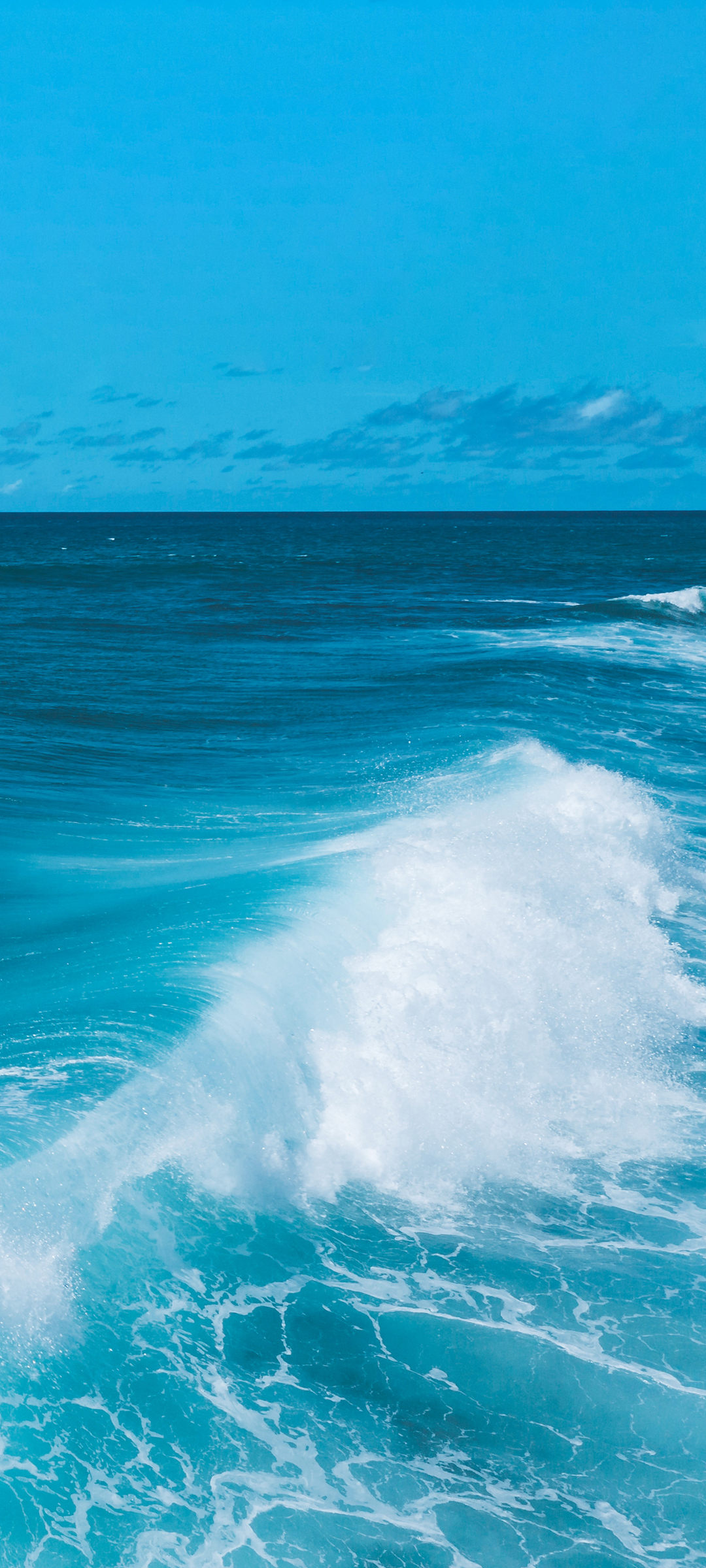 蓝色大海海浪风景高清手机壁纸