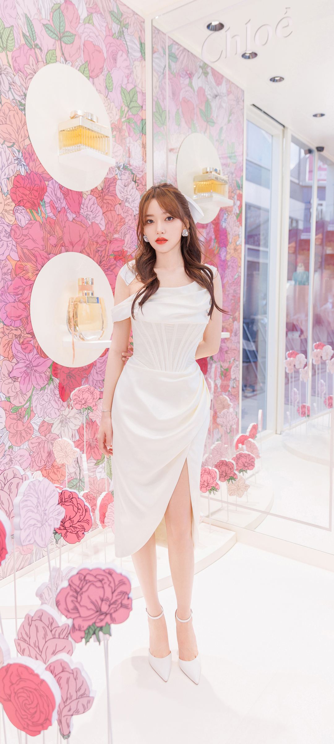 程潇 白色礼服裙子 美女 高清手机壁纸