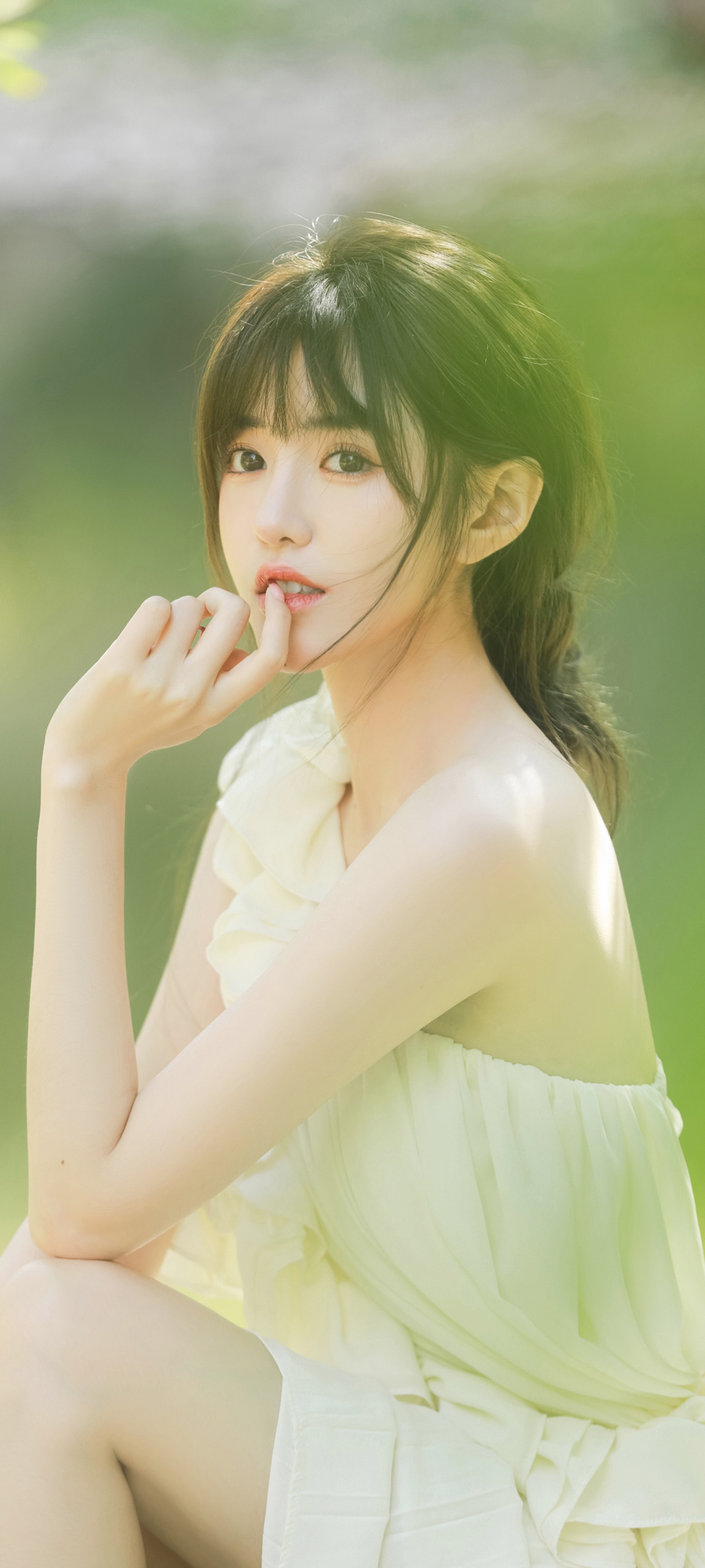 清纯美女 白色裙子 全屏高清手机壁纸
