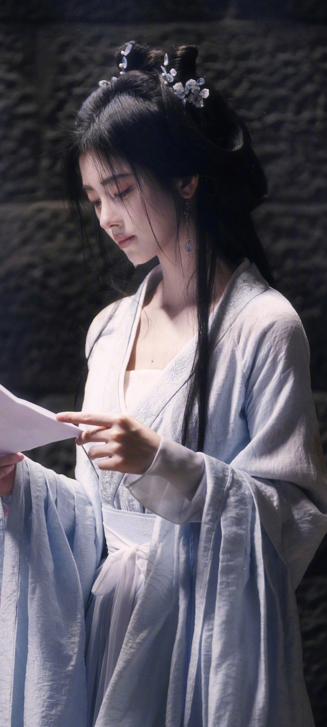 鞠婧祎杀青古装剧照高清手机壁纸
