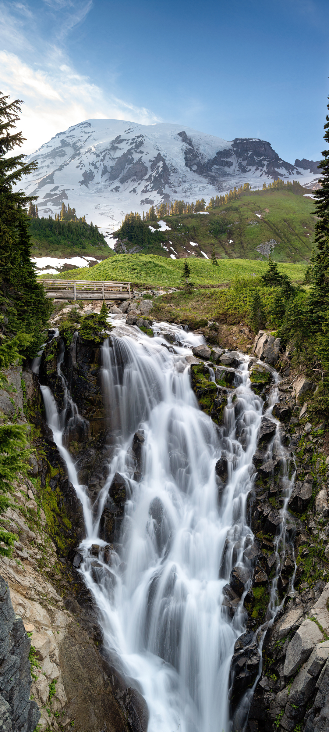 高山瀑布流水自然风景高清手机壁纸