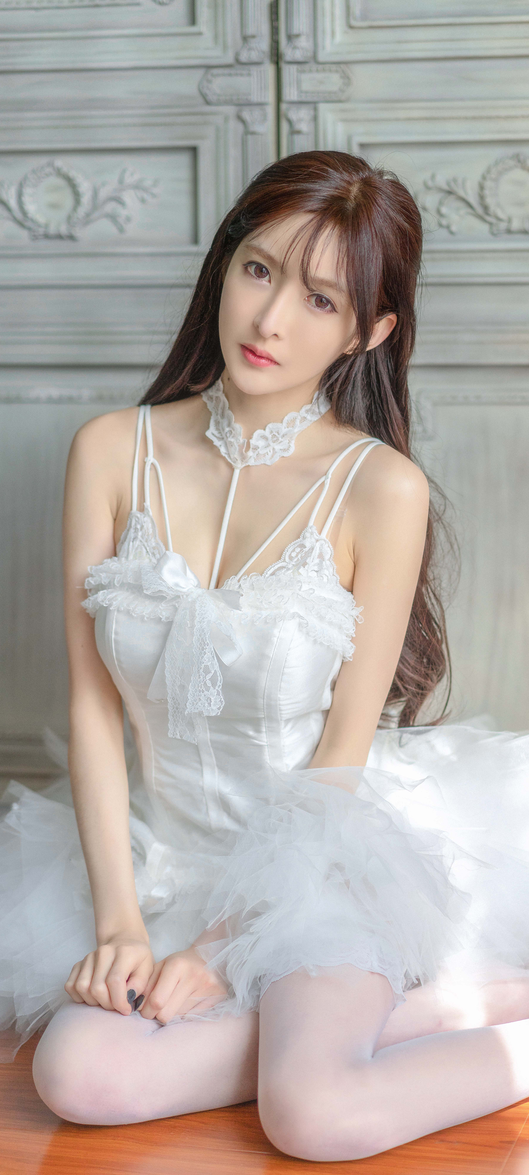 白色裙子婚纱美女精选高清手机壁纸
