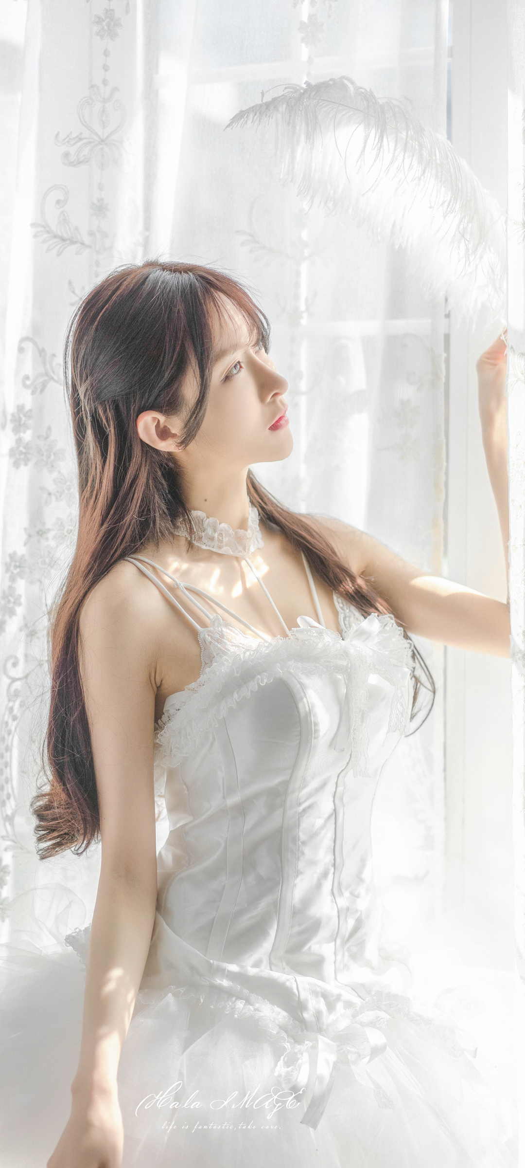 白色婚纱裙子美女唯美高清手机壁纸