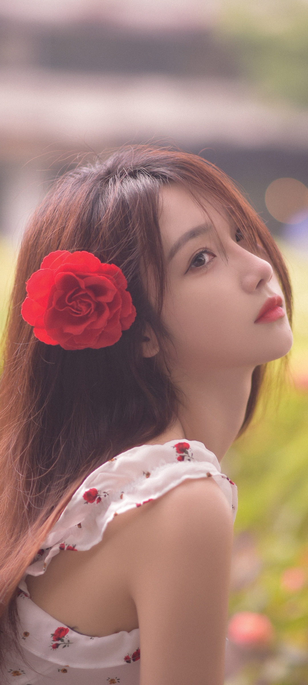 头发 红花 侧颜美女 宋昕冉高清手机壁纸