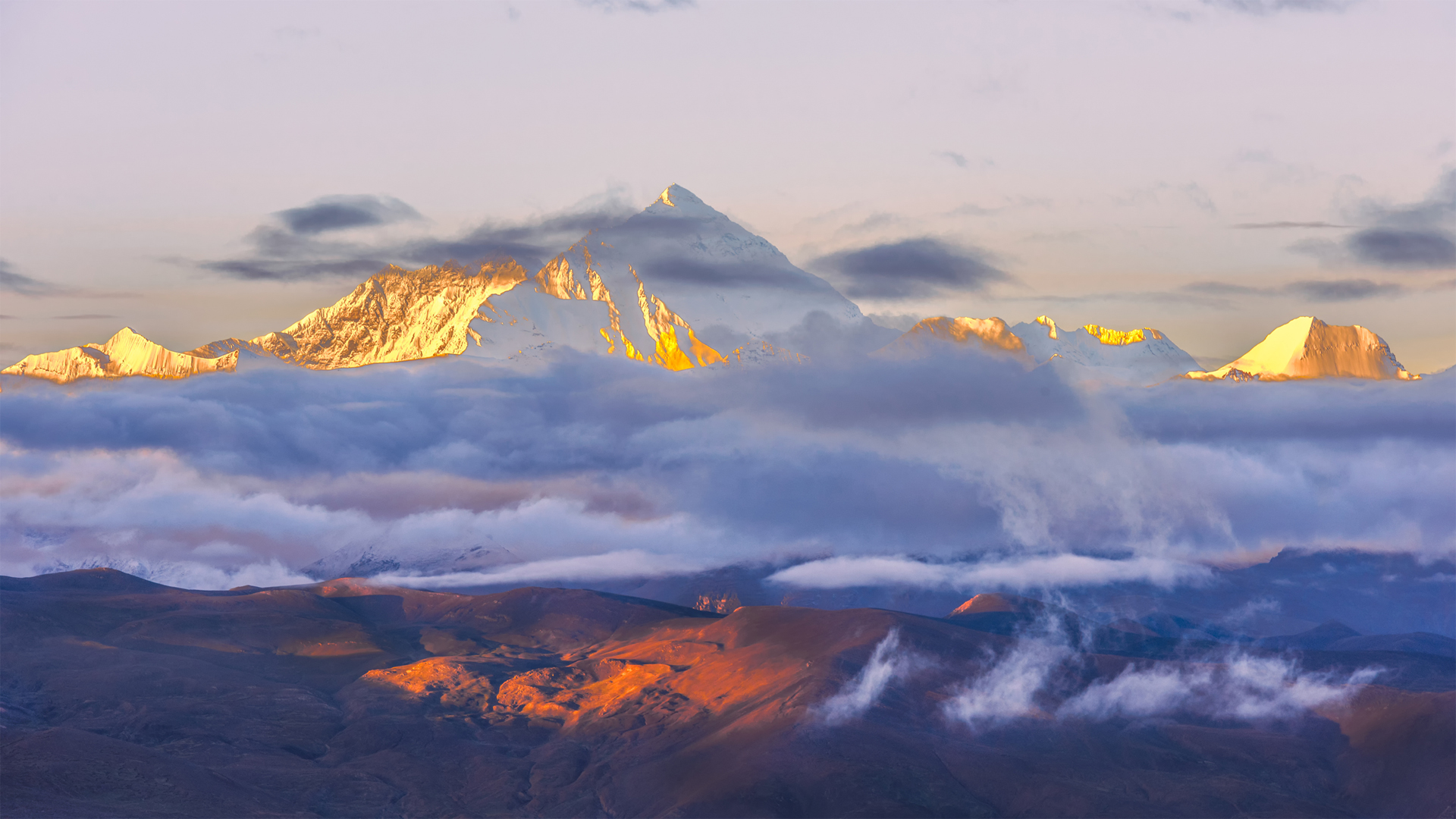 日照金山 云雾风景电脑高清壁纸