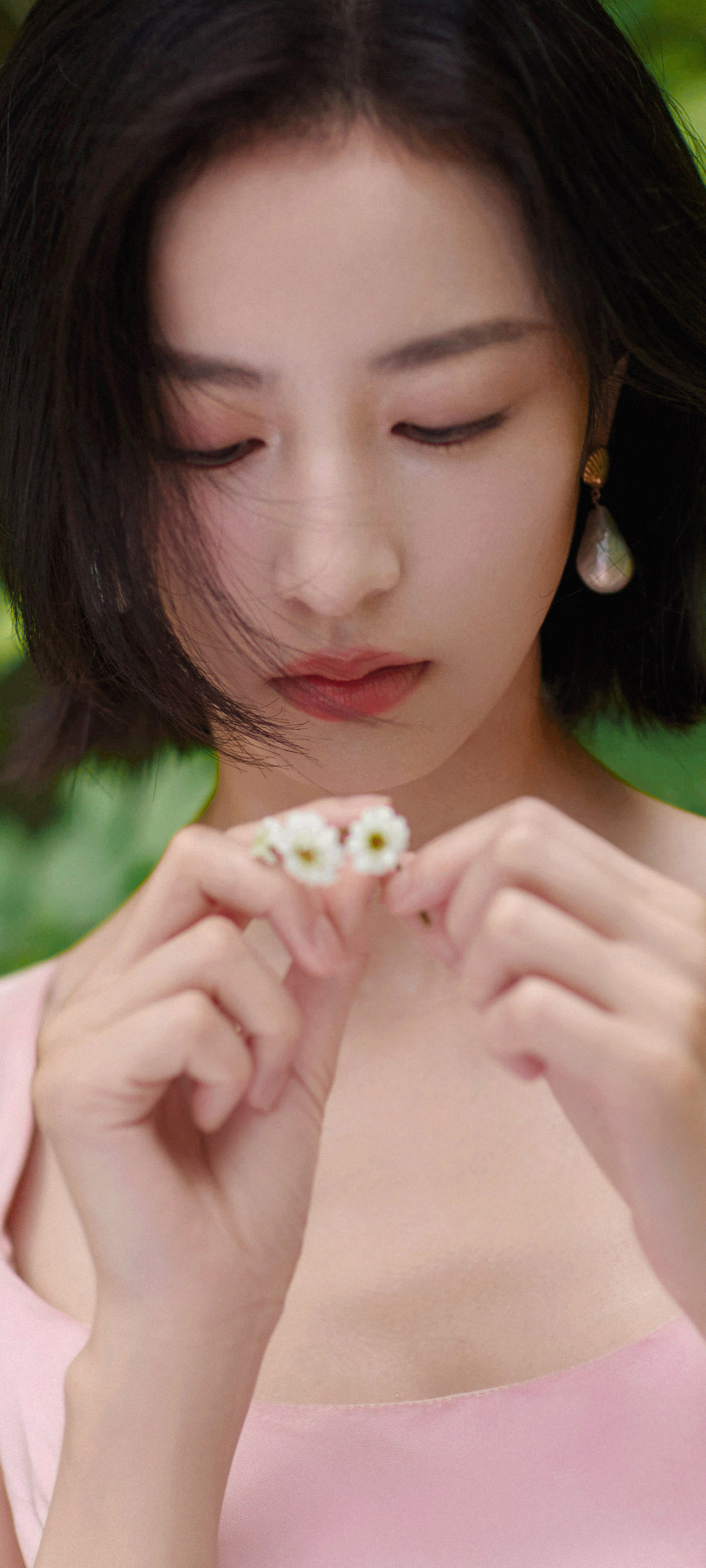 周雨彤精选高清手机壁纸