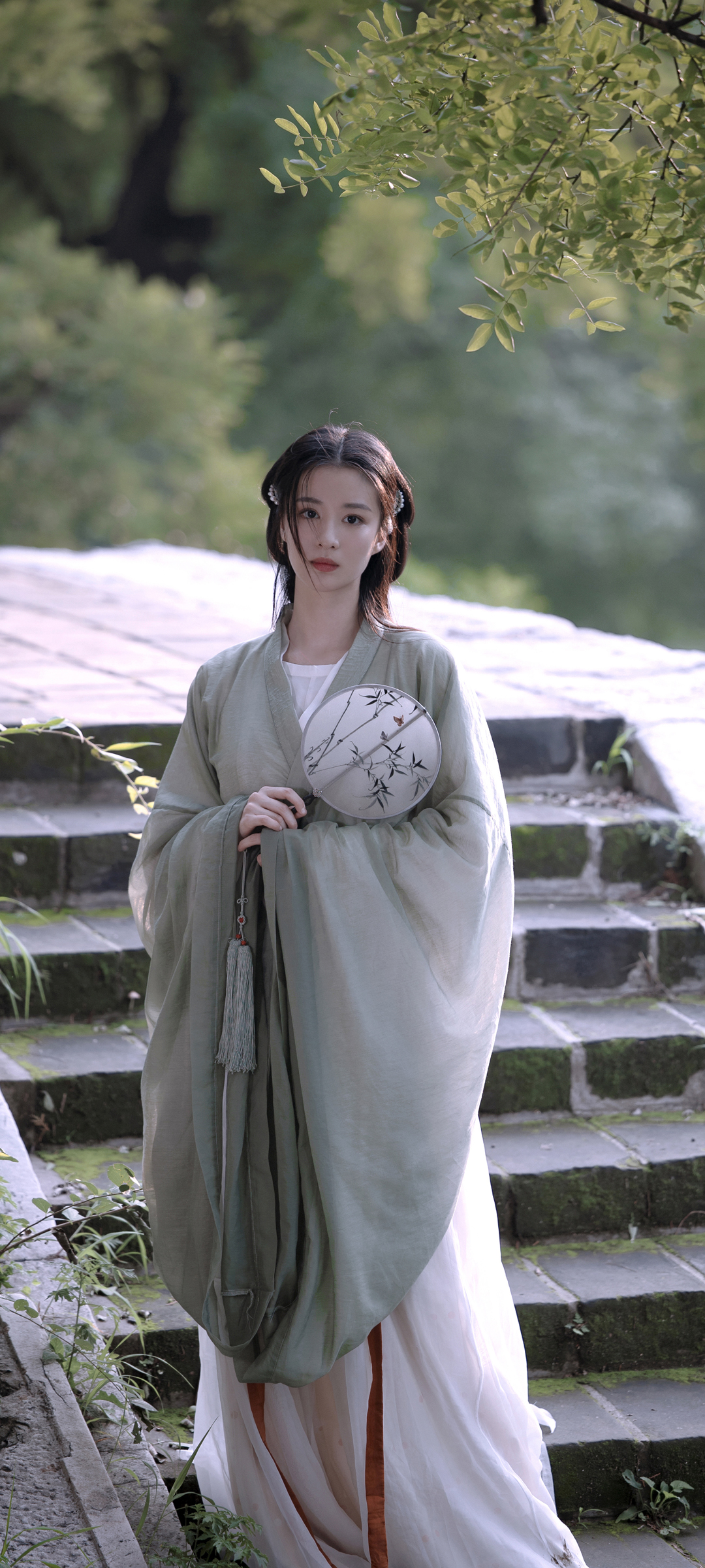 王楚然 汉服 扇子 精选美女高清手机壁纸
