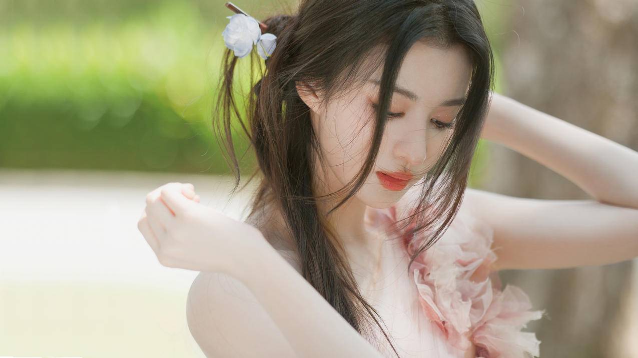 漂亮仙气美女王楚然4K高清壁纸 3840x2160