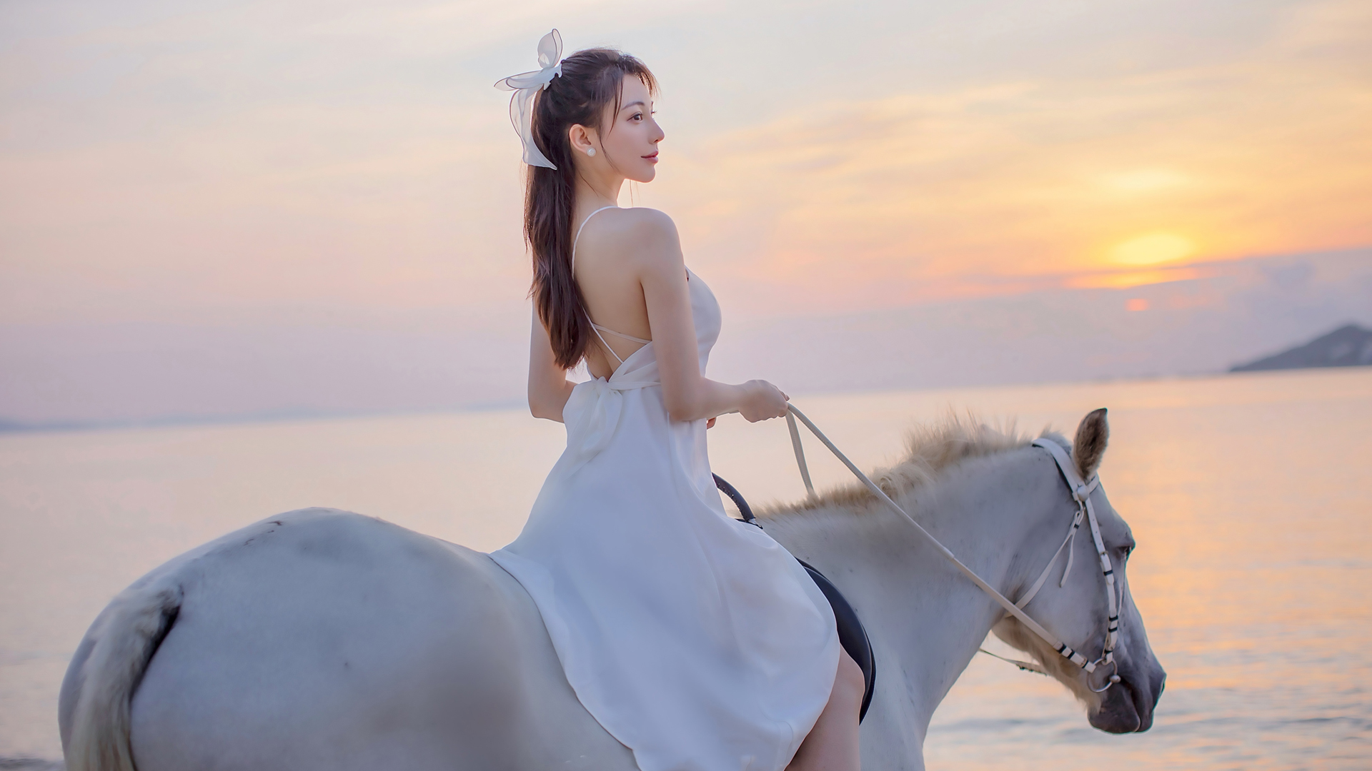 刘奕宁 海边 夕阳 马 骑马的美女高清壁纸
