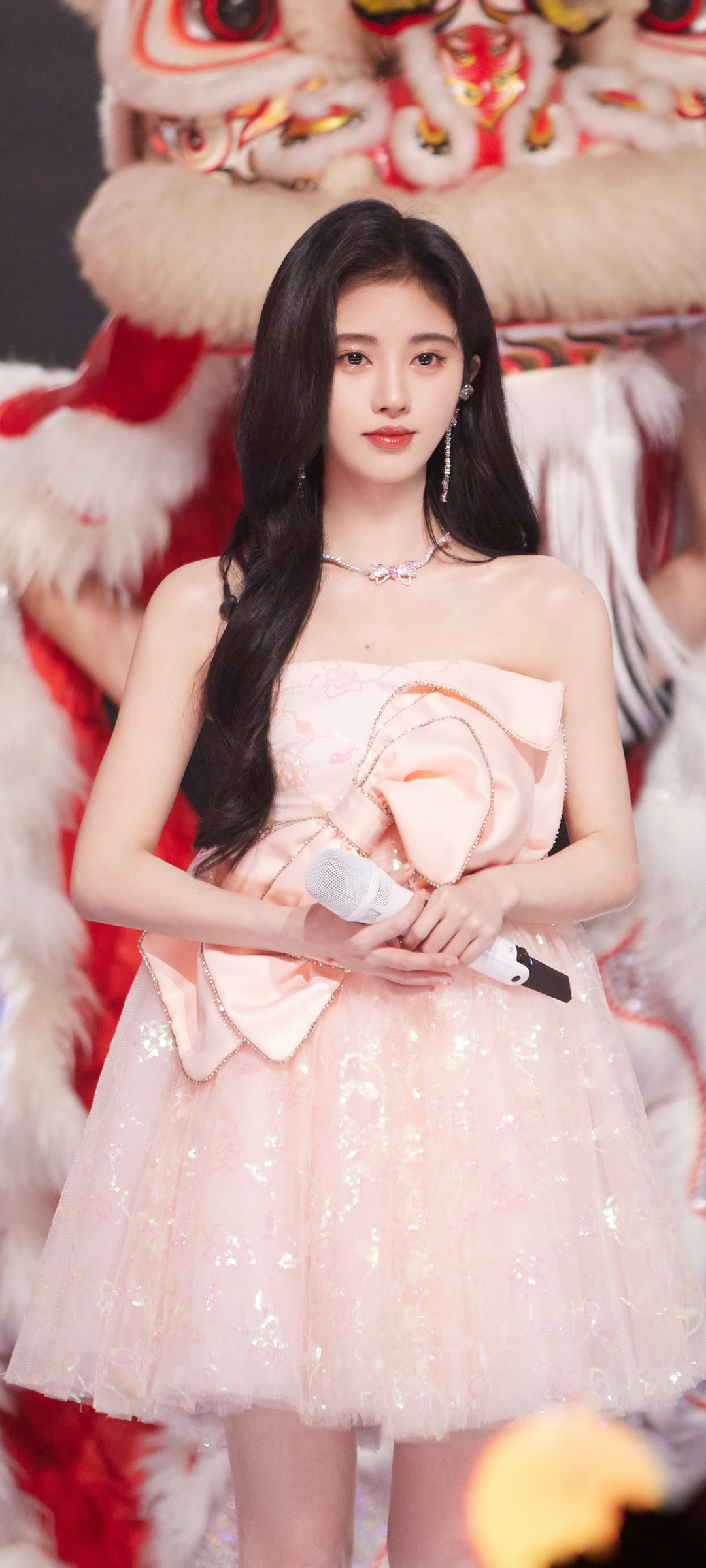 鞠婧祎 抹胸裙 全屏美女高清手机壁纸