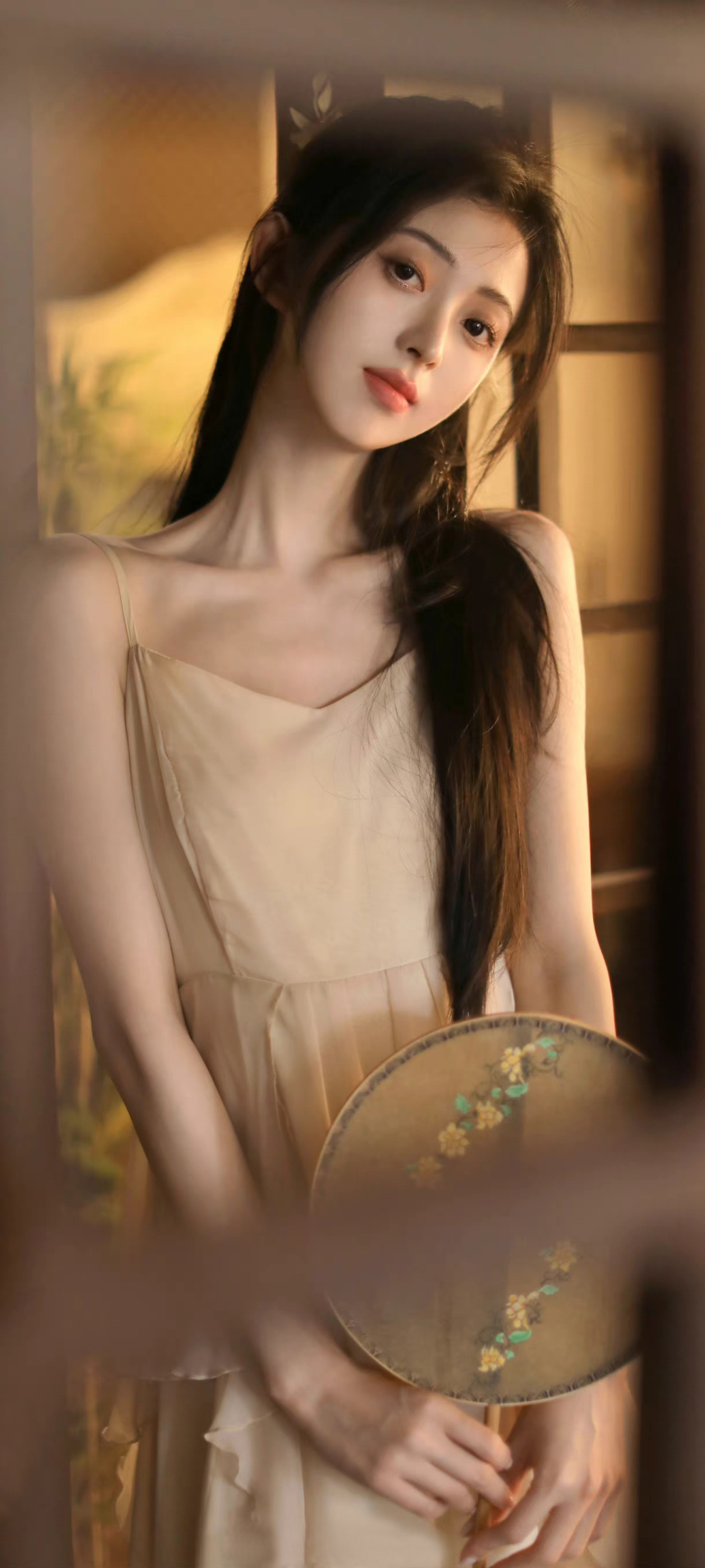 书香 长发 美女 高清手机图片
