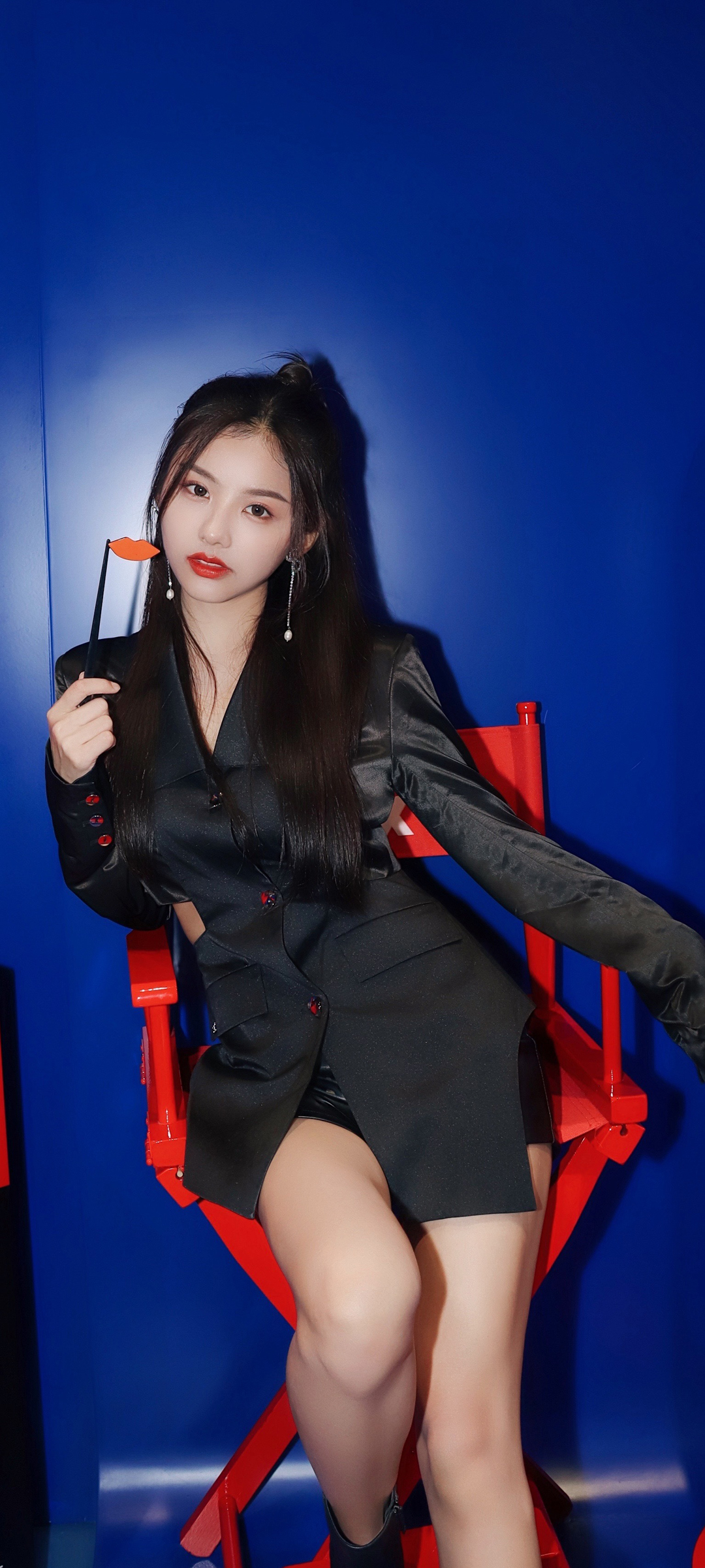 高文君黑色衣服 美女高清手机壁纸