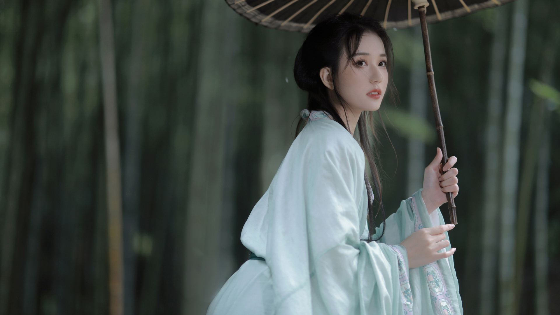 唯美古装美女 油伞 仙气美女高清壁纸