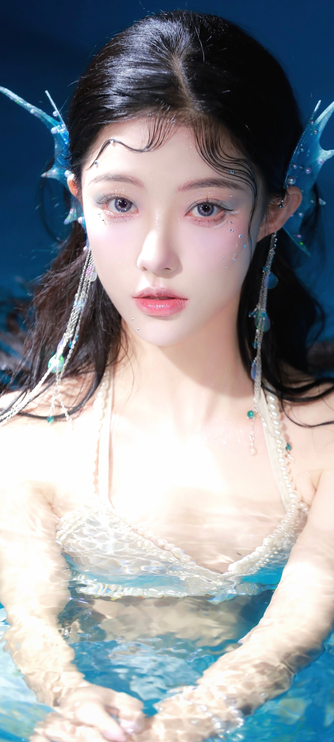 美人鱼潘白雪高清全屏高清手机壁纸
