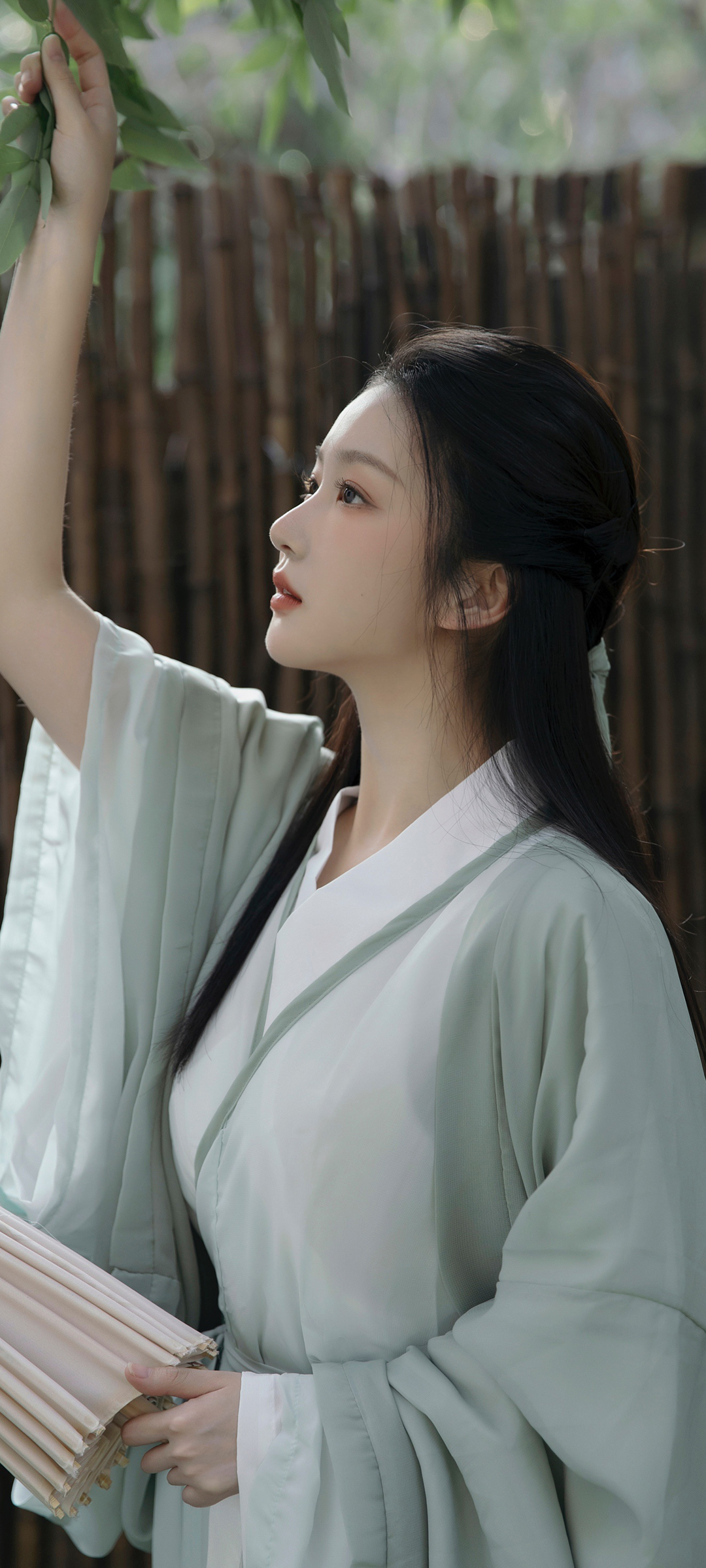 唯美汉服美女曹婉瑾高清手机壁纸
