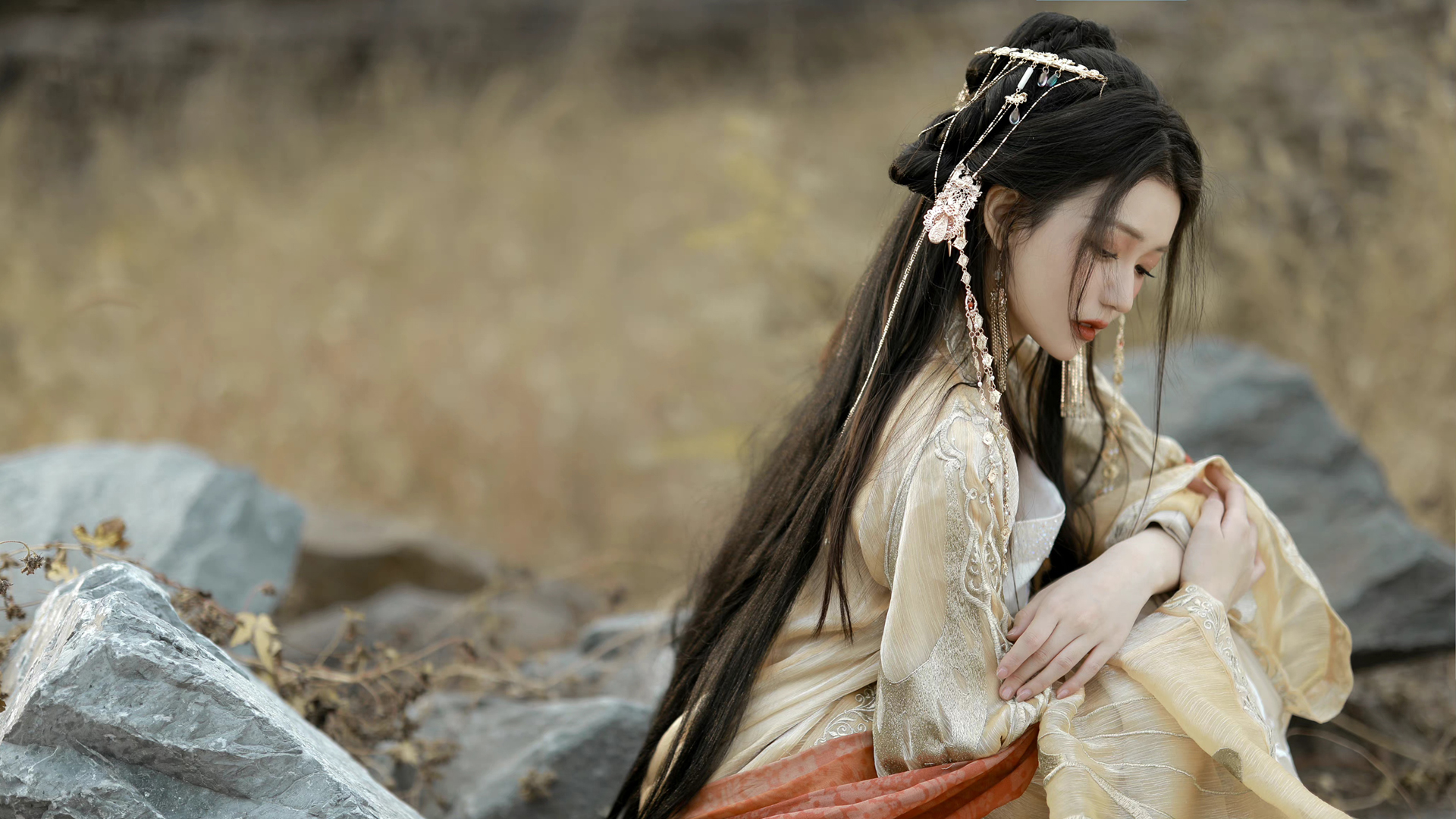 好看古风美女 长发 头饰 侧脸 精选高清壁纸