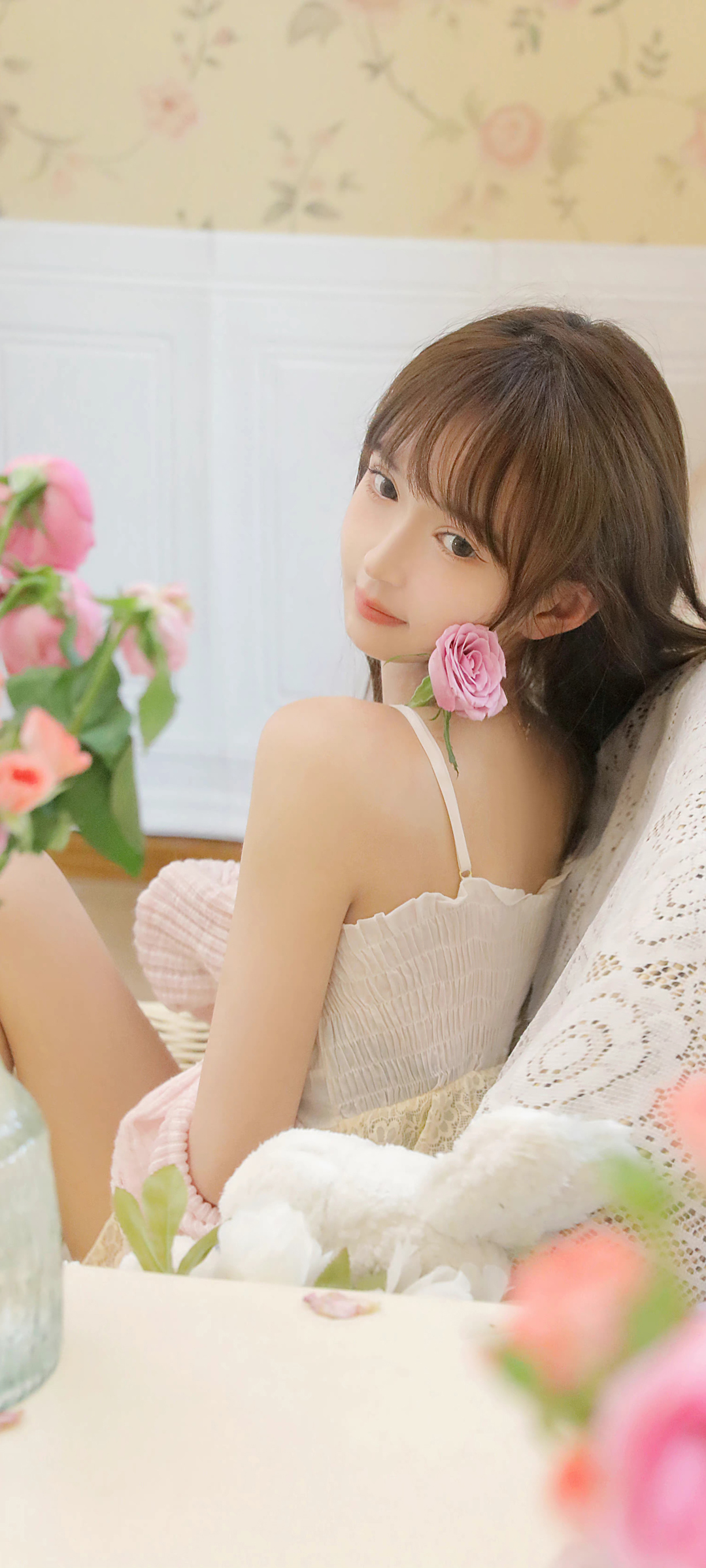 清新 居家美女 回头 高清手机图片