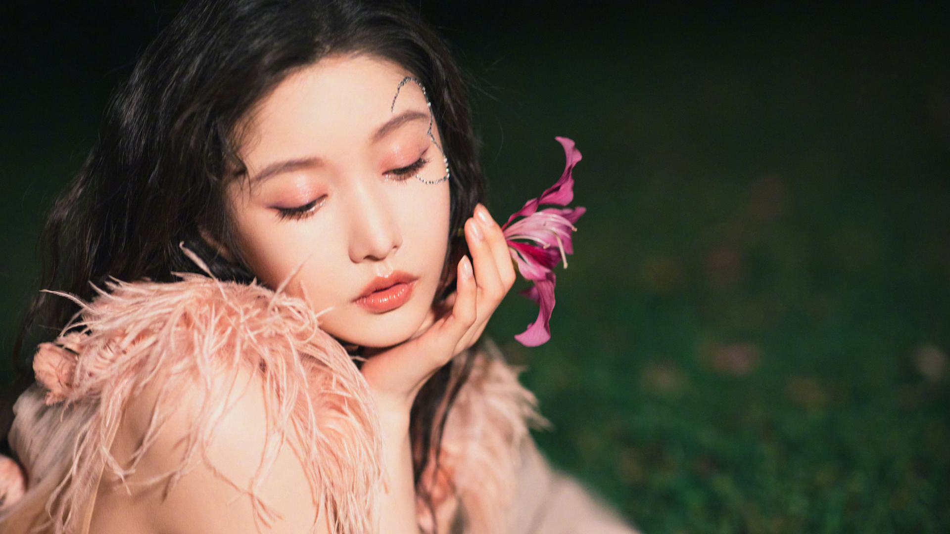 姜贞羽精选电脑高清壁纸