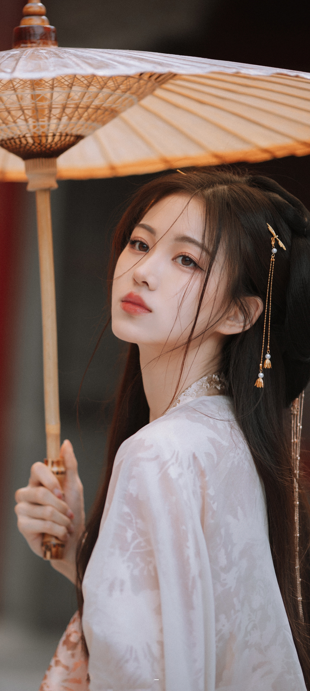 古风美女伞唯美高清全屏高清手机壁纸