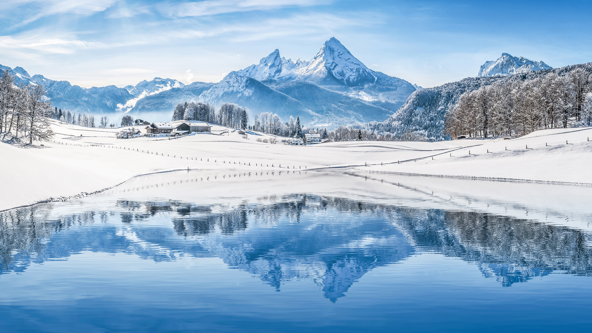 冬季巴伐利亚阿尔卑斯山脉雪景高清壁纸