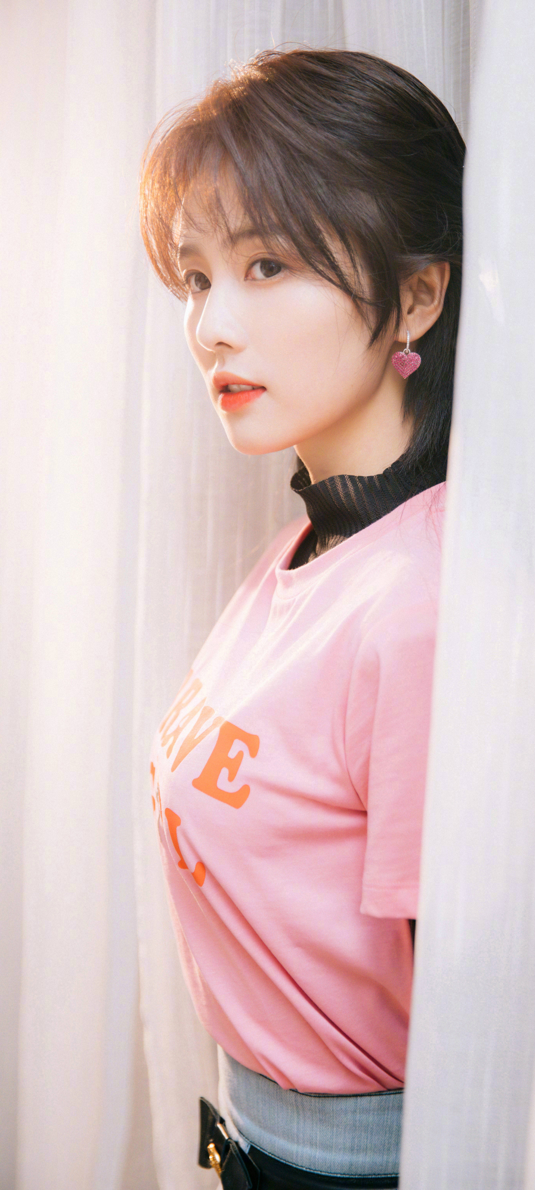 白鹿 侧脸 美女高清手机壁纸