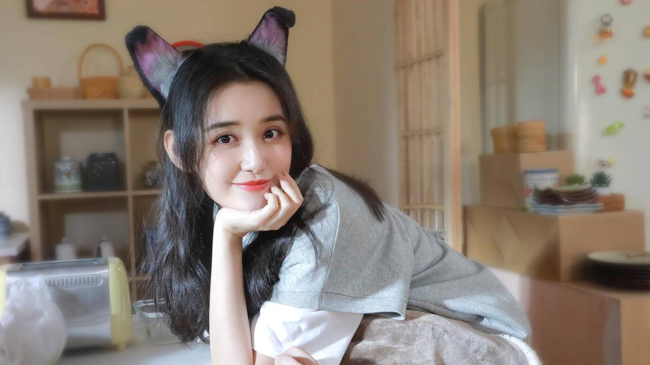 蒋依依4k高清壁纸