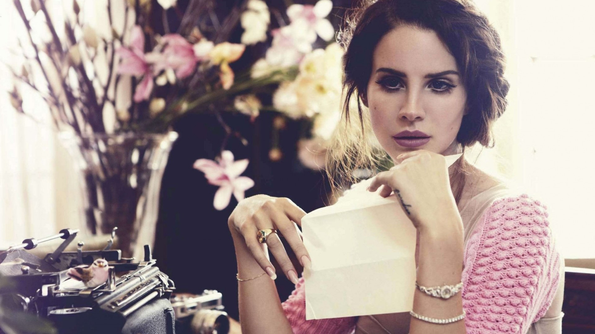 LANA del Rey，拉娜·德雷，歌手，房间，室内，心情，lana del rey高清壁纸