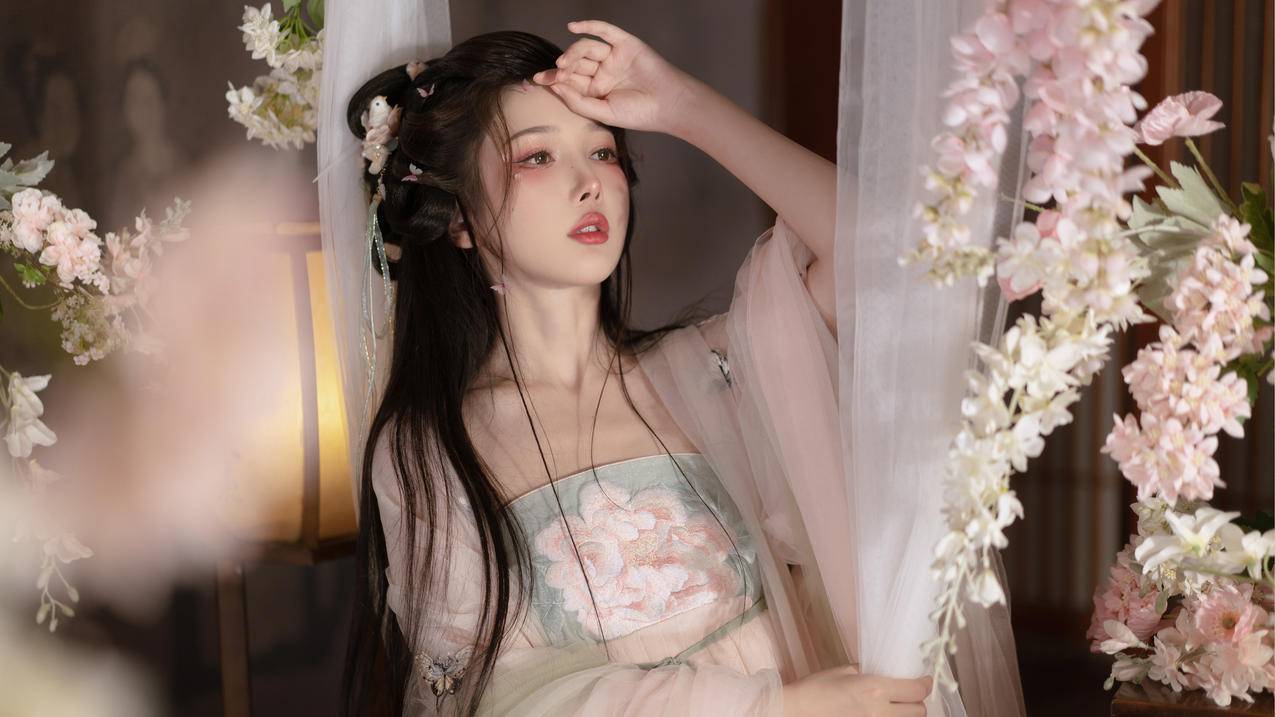 美女 汉服 古典 花 漂亮古风美女4k电脑高清壁纸