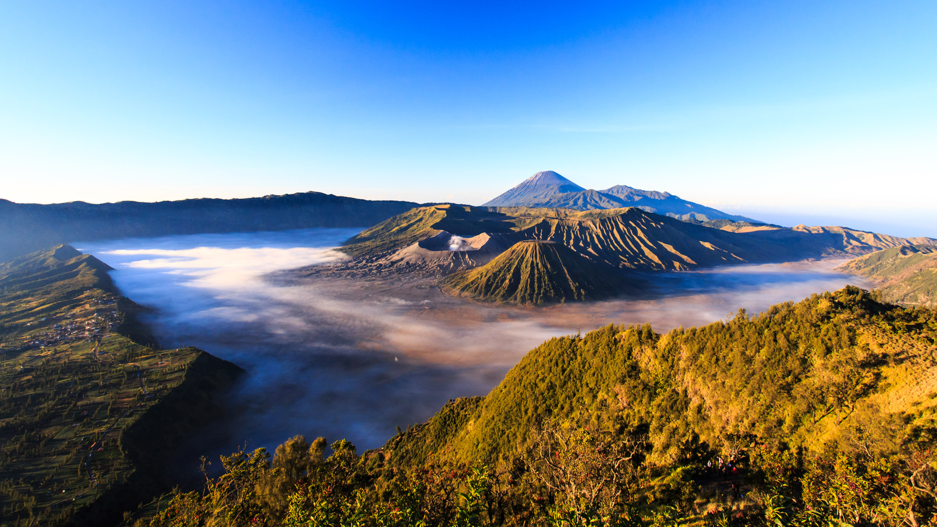 婆罗摩火山风景桌面高清壁纸
