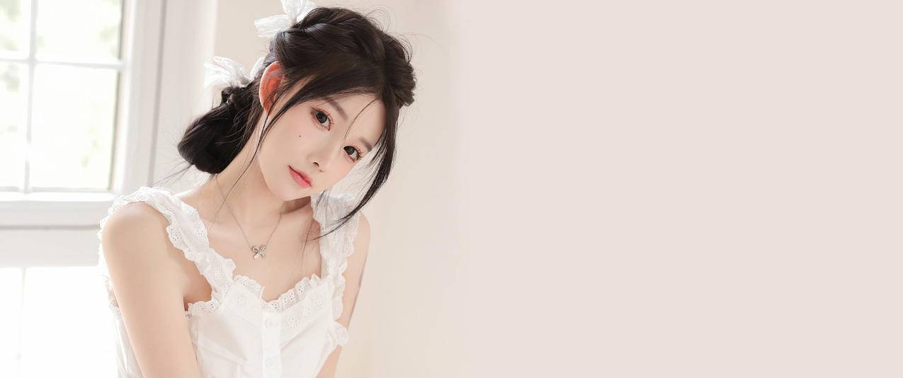 清新 可爱 清纯美女 居家 3440x1440 带鱼屏 高清壁纸