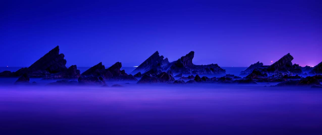 寒冷蓝风景带鱼屏高清壁纸