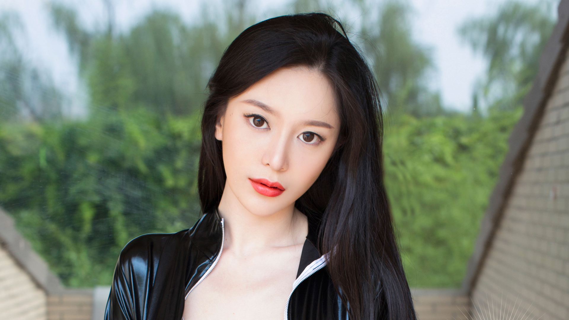 慕羽茜 长发 黑色衣服 美女高清壁纸