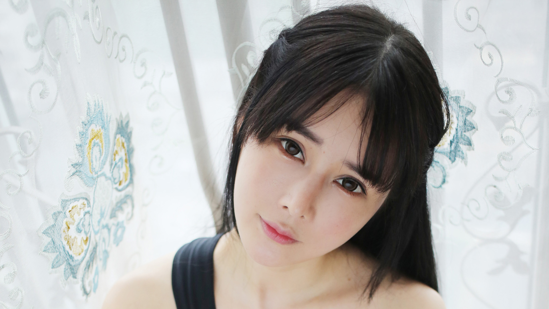 美女模特桌面高清壁纸
