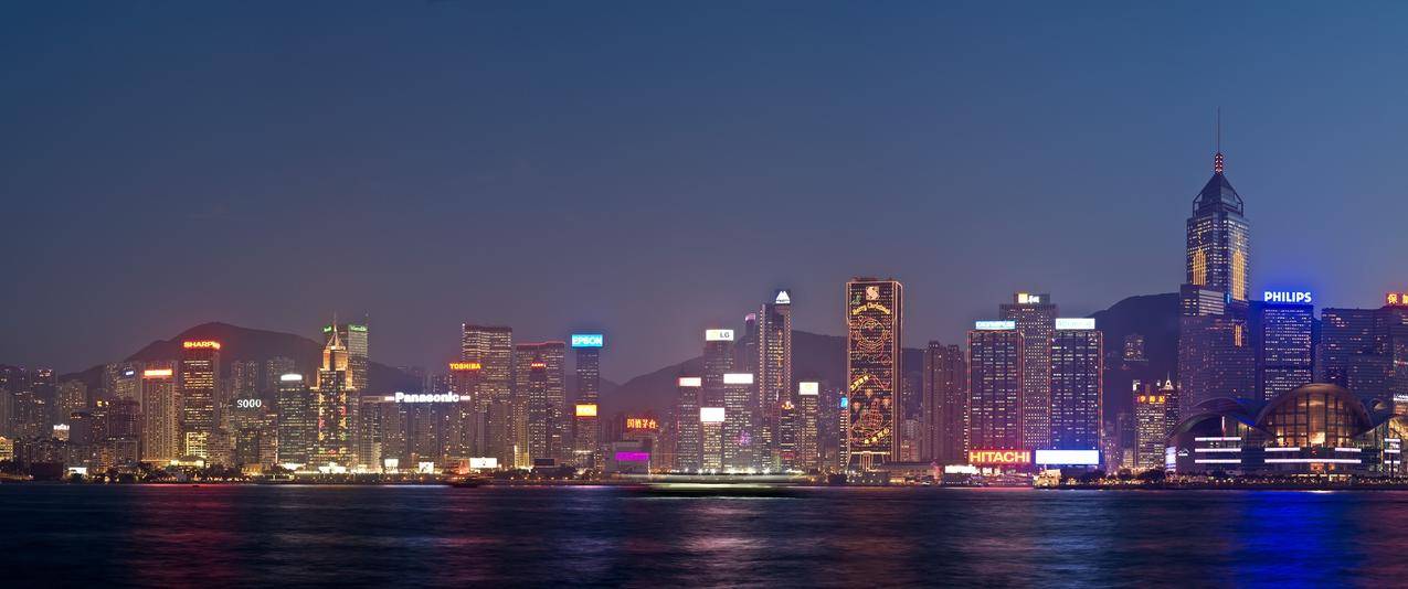 水带鱼屏高清壁纸