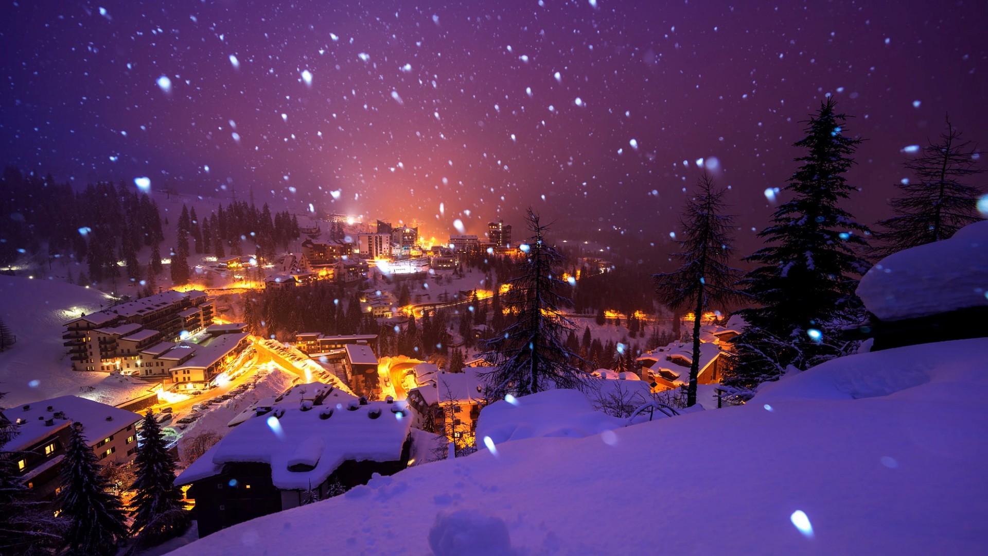 意大利,阿尔卑斯山,贝加莫,夜晚,飘雪,灯光,风景桌面高清壁纸