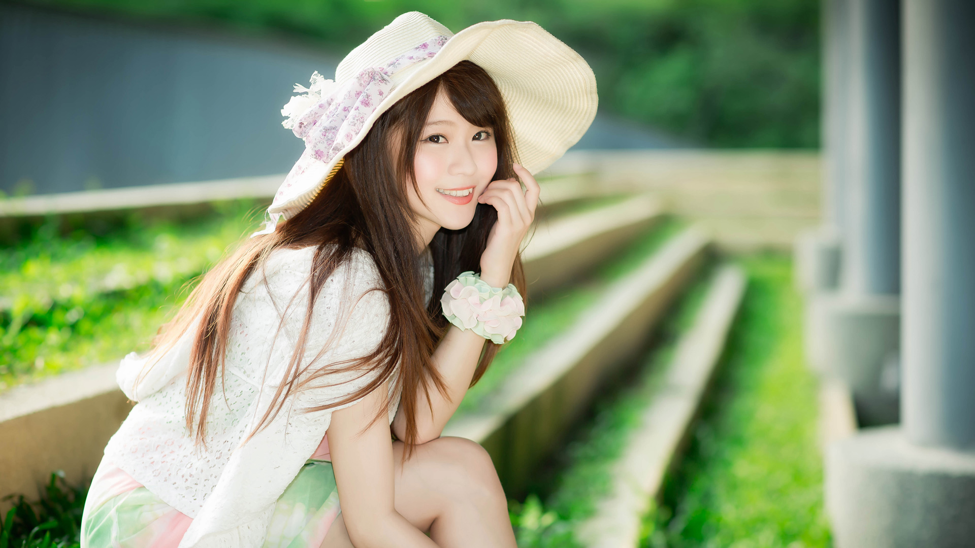 夏天 微笑可爱美女 帽子 桌面高清壁纸